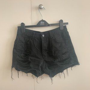 Grungy high-rise black Denim Shorts form Korea